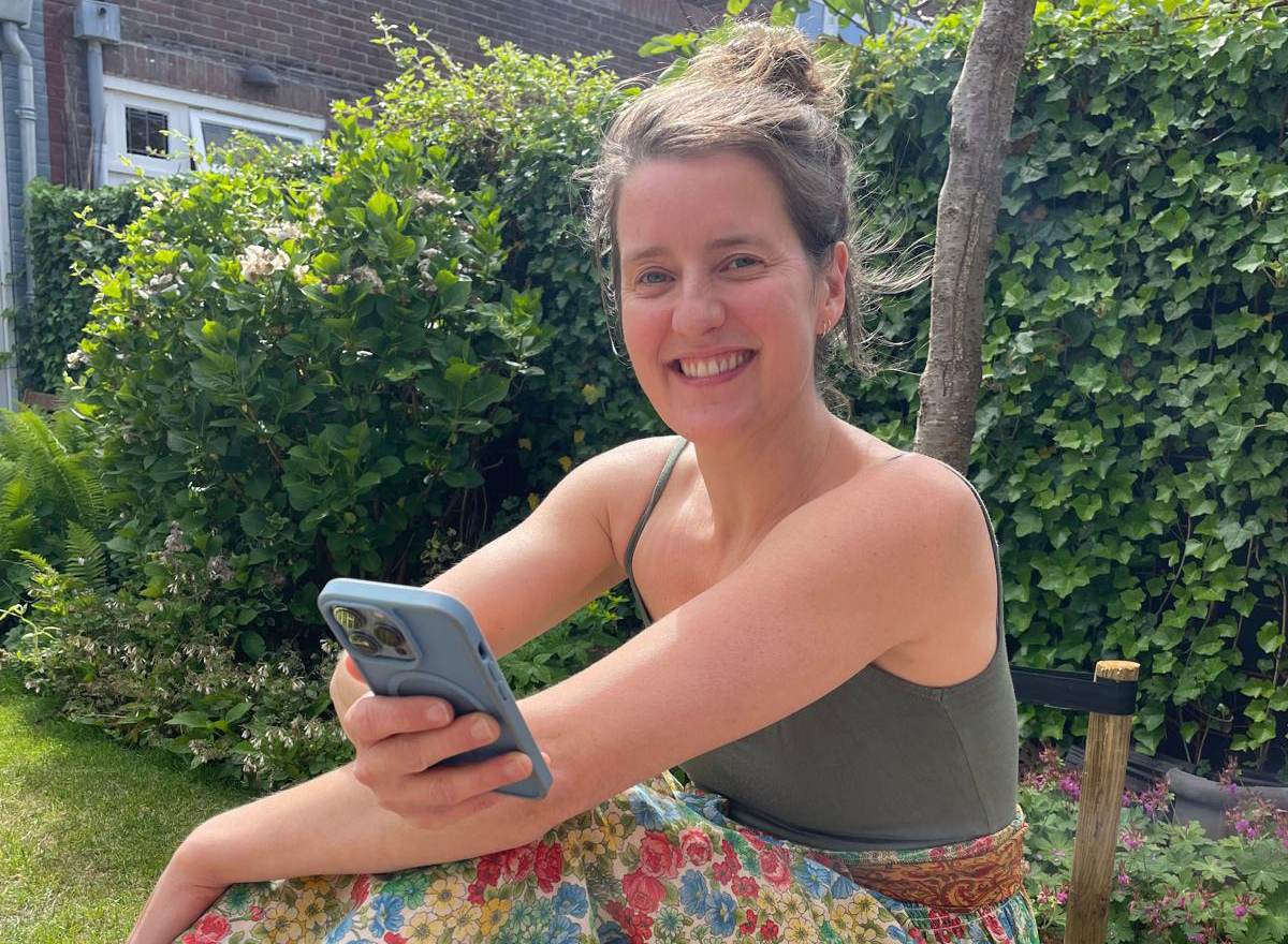 Patiënt Mickey plant via MijnOLVG zelf haar afspraak 