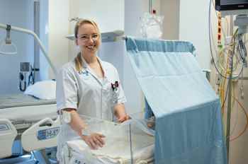 Neonatologieverpleegkundige Robin de Coninck